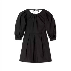 FINAL🚨DONATING SOON‼️ Scoop & Tie Back Dress